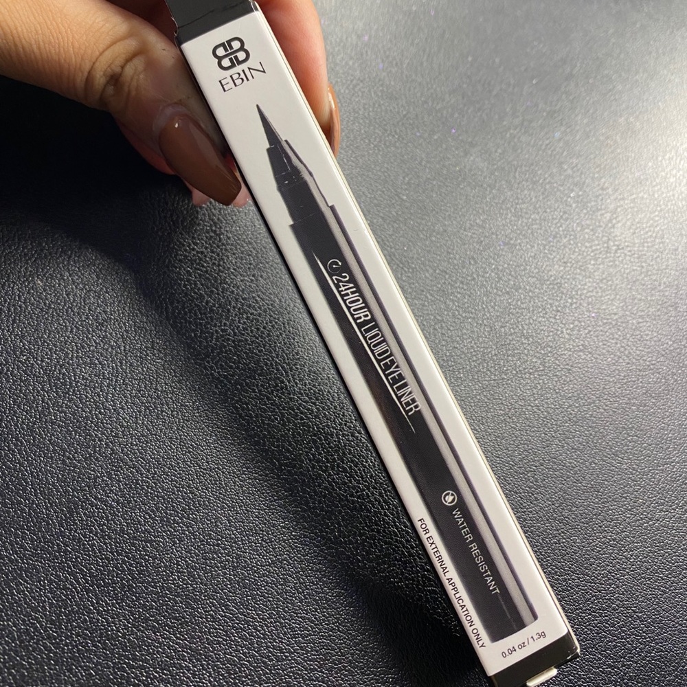 Ebin: 24 Hr. Liquid Eyeliner